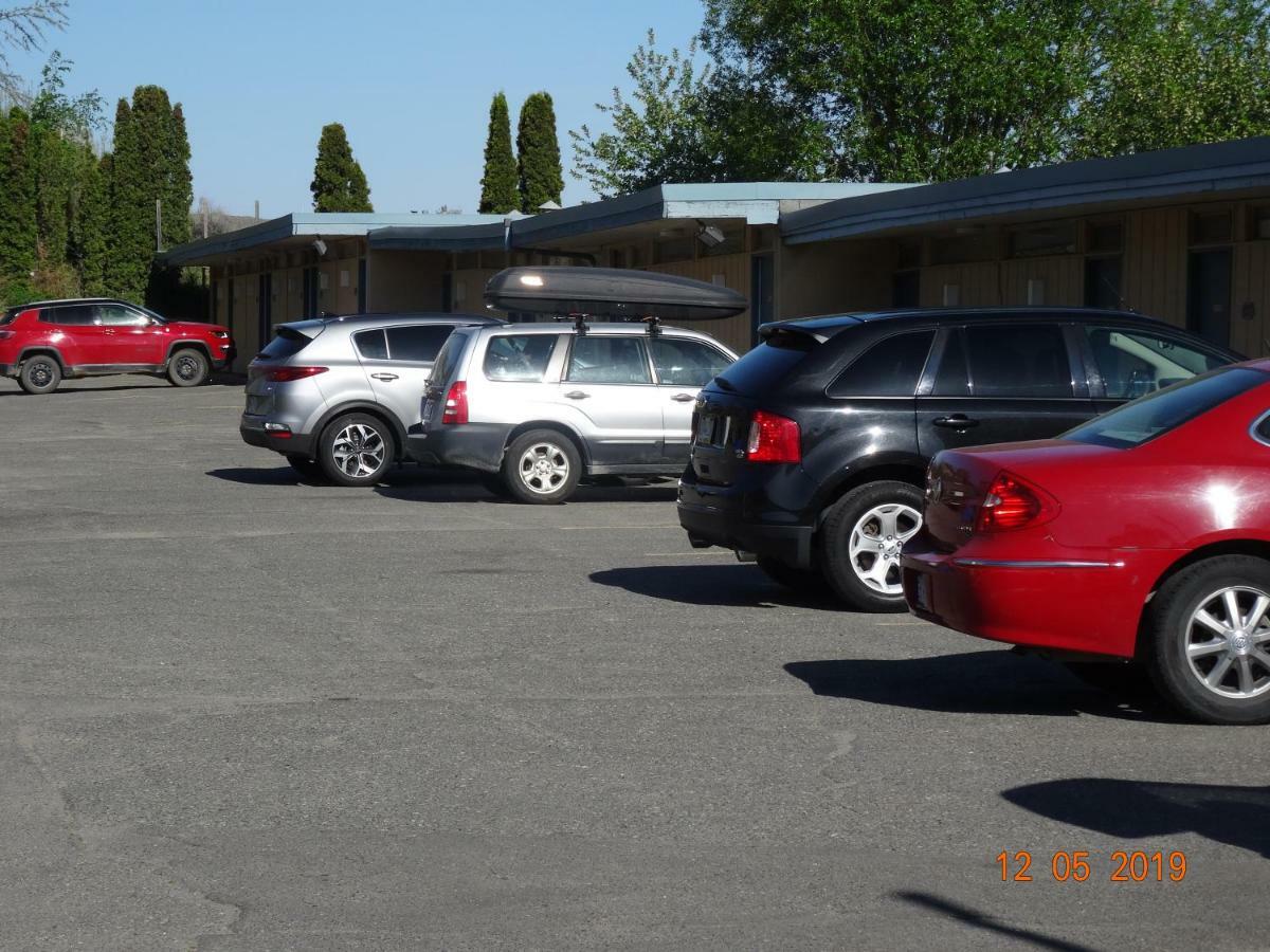 Hospitality Inn Kamloops Kültér fotó